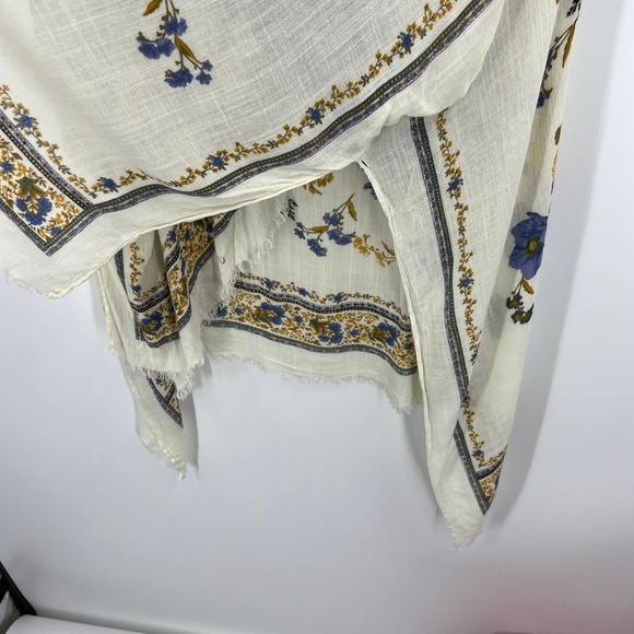 American Eagle Outfitters Poncho Cardigan Fringe Light Weight Floral One Size - Picture 8 of 9